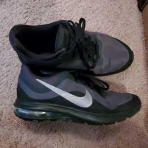 Womens Black Nike Shoes
